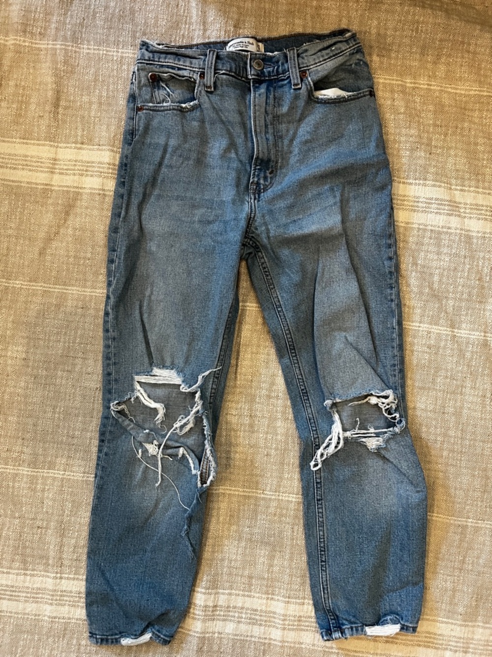 Abercrombie & Fitch Blue Ultra High-Rise Ankle Straight Jeans